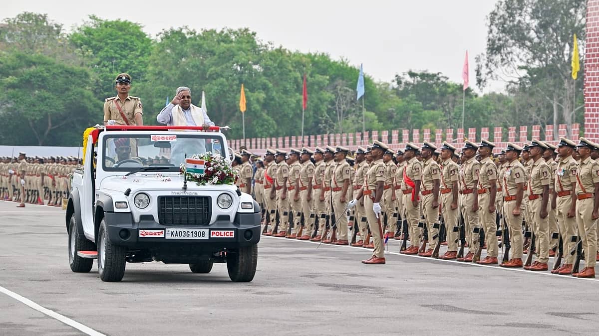 ಪೊಲೀಸರು ಮಾನವೀಯತೆಯಿಂದ ಕೆಲಸ ಮಾಡಬೇಕು; ಸಾರ್ವಜನಿಕರ ಜೊತೆಗೆ ಸ್ನೇಹದಿಂದ ಇರಬೇಕು: ಸಿಎಂ ಸಿದ್ದರಾಮಯ್ಯ