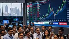 ಕೊನೆಗೂ ಪುಟಿದೆದ್ದ ಷೇರುಮಾರುಕಟ್ಟೆ: Sensex 1,186 ಅಂಕ ಏರಿಕೆ; 10 ಲಕ್ಷ ಕೋಟಿ ರೂ ಲಾಭ; ಚೇತರಿಕೆಗೆ ಕಾರಣ ಇದೇನಾ?
