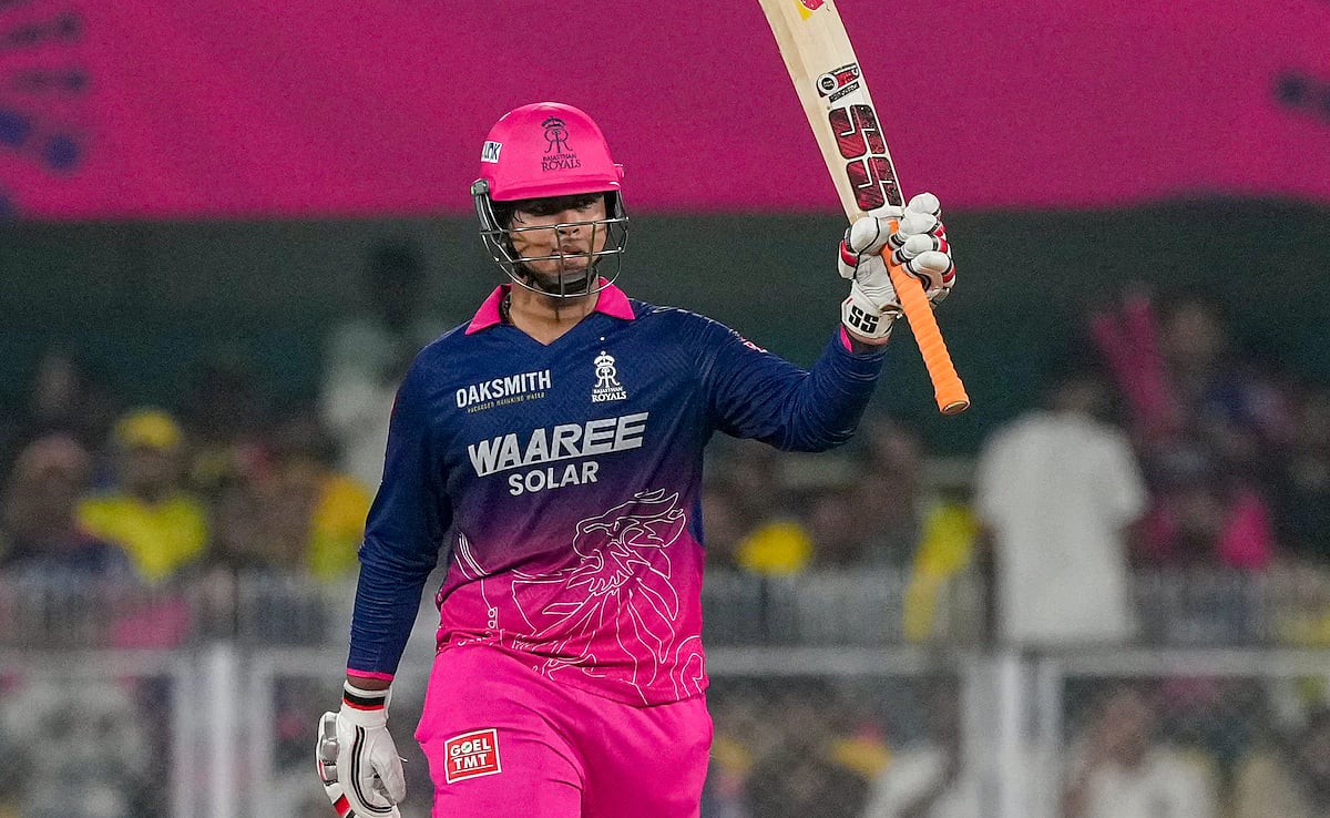 IPL 2026: ವೈಭವ್ ಸೂರ್ಯವಂಶಿಯಿಂದ ಸಿಕ್ಸರ್​ಗಳ ಸುರಿಮಳೆ; ವೇಗದ ಶತಕ ಸಿಡಿಸಿ ದಾಖಲೆ ಬರೆದ 15ರ ಪೋರ!