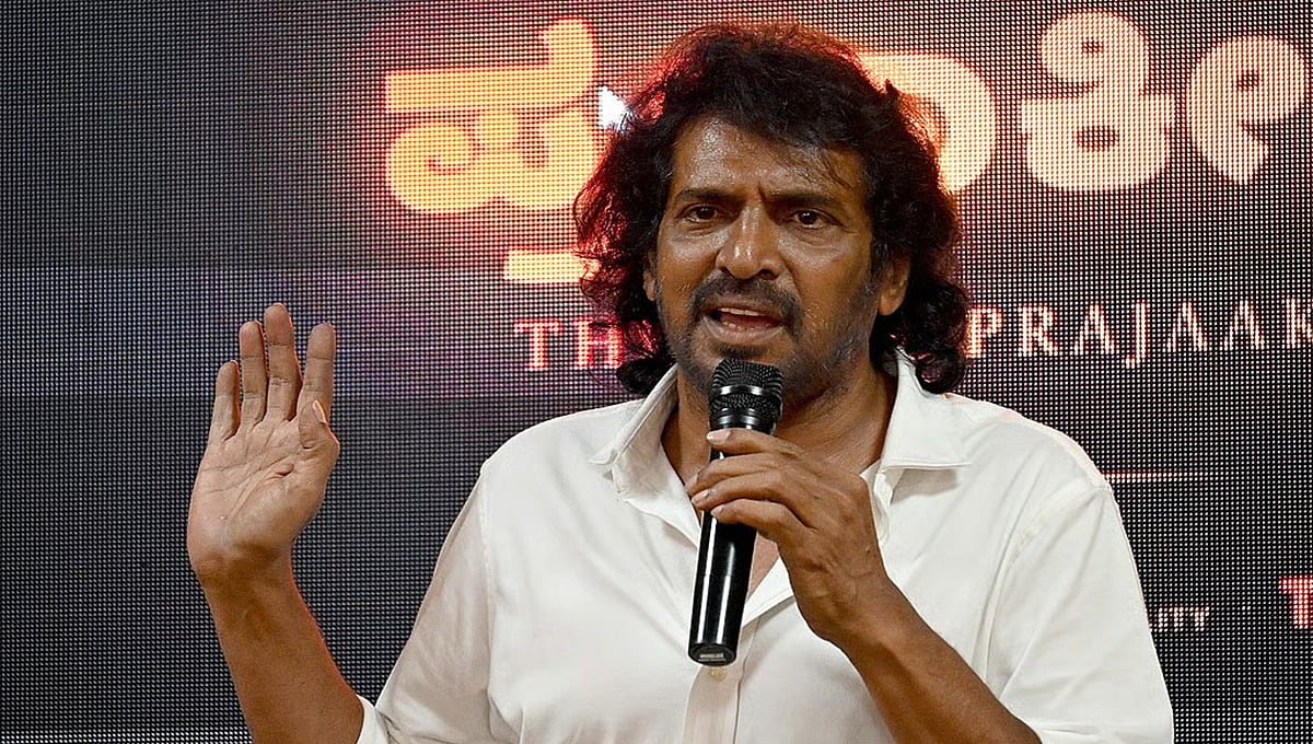 ನಾನು ಬರ್ತೀನಿ, ನಿಮ್ಮನ್ನೆಲ್ಲಾ ಉದ್ಧಾರ ಮಾಡ್ತೀನಿ; ನಮ್ಮ ಪಕ್ಷ ಕೋಮಾದಲ್ಲಿಲ್ಲ: ಉಪೇಂದ್ರ