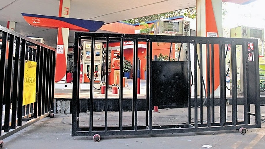 LPG ಬಿಕ್ಕಟ್ಟು ತೀವ್ರ: ಬೆಂಗಳೂರಿನ ಆಟೋ ಚಾಲಕರ ಬದುಕು ಬೀದಿಗೆ! Video