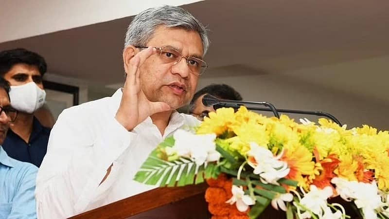 ಬೆಂಗಳೂರು ಉಪನಗರ ರೈಲು ಯೋಜನೆ ವಿಳಂಬಕ್ಕೆ ರಾಜ್ಯ ಸರ್ಕಾರವೇ ಕಾರಣ: ಕೇಂದ್ರ ರೈಲ್ವೆ ಸಚಿವ ಅಶ್ವಿನಿ ವೈಷ್ಣವ್