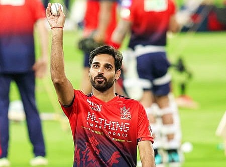 IPL 2026: ಜಸ್ಪ್ರೀತ್ ಬುಮ್ರಾ ಮಾಡದ ದಾಖಲೆ ಬರೆದ ಭುವನೇಶ್ವರ್ ಕುಮಾರ್; ಈ ಸಾಧನೆ ಮಾಡಿದ ಮೊದಲ ವೇಗಿ!
