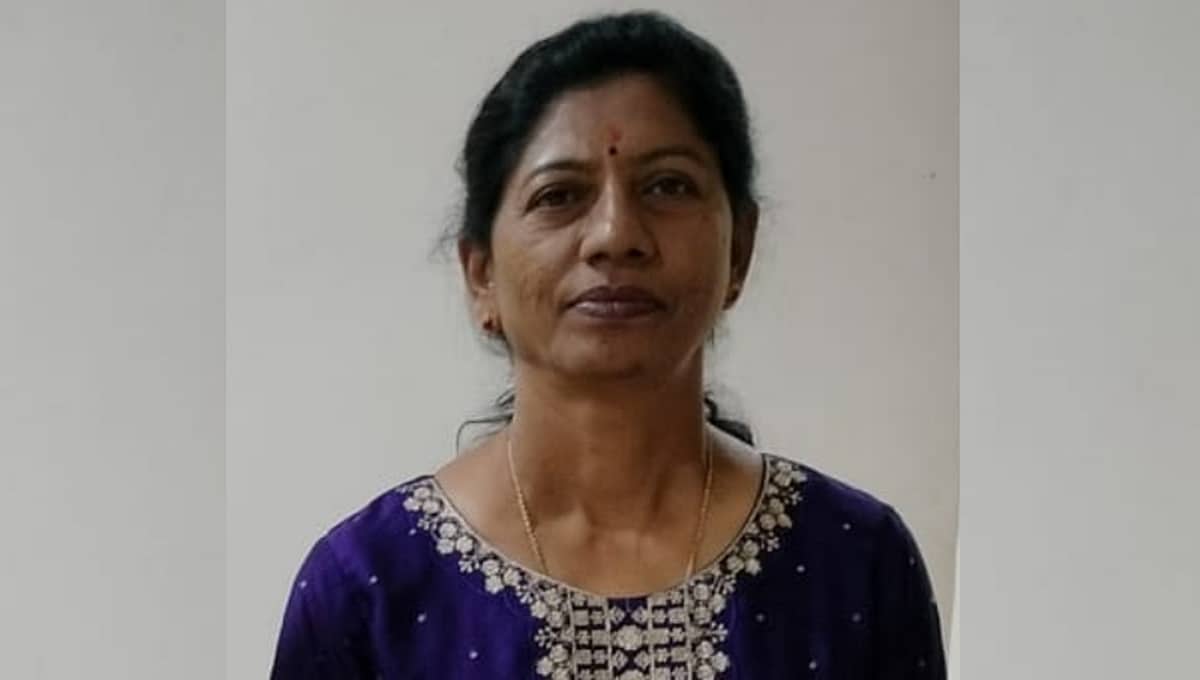 ಕಲಬುರಗಿ: ಮಾರಕಾಸ್ತ್ರಗಳಿಂದ ಕೊಚ್ಚಿ ಸರ್ಕಾರಿ ಶಾಲಾ ಶಿಕ್ಷಕಿ ಹತ್ಯೆ!