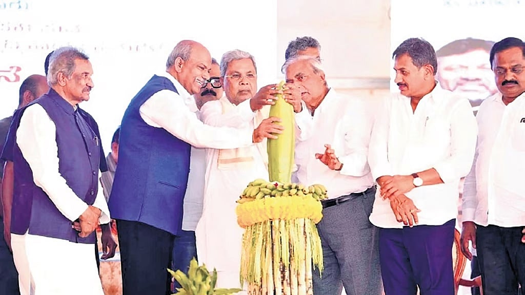 ಕಾಂಗ್ರೆಸ್ ಸರ್ಕಾರವೊಂದೇ ಕೊಟ್ಟ ಮಾತಿನಂತೆ ನಡೆಯುವ ಸರ್ಕಾರ; ಗ್ಯಾರಂಟಿ ಯೋಜನೆಗಳ ನಡುವೆಯೂ ರಾಜ್ಯದ ಆರ್ಥಿಕ ಸ್ಥಿತಿ ಕೇಂದ್ರಕ್ಕಿಂತ ಉತ್ತಮವಾಗಿದೆ: ಸಿದ್ದರಾಮಯ್ಯ