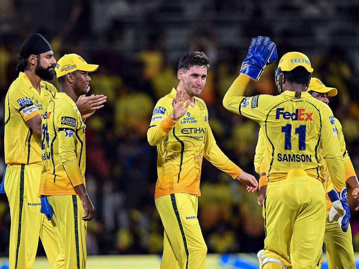 IPL 2026 Points Table: ಮುಂಬೈ ಇಂಡಿಯನ್ಸ್ ತಂಡವನ್ನು ಹಿಂದಿಕ್ಕಿದ CSK; ಕೊನೇ ಸ್ಥಾನದಲ್ಲಿ KKR!