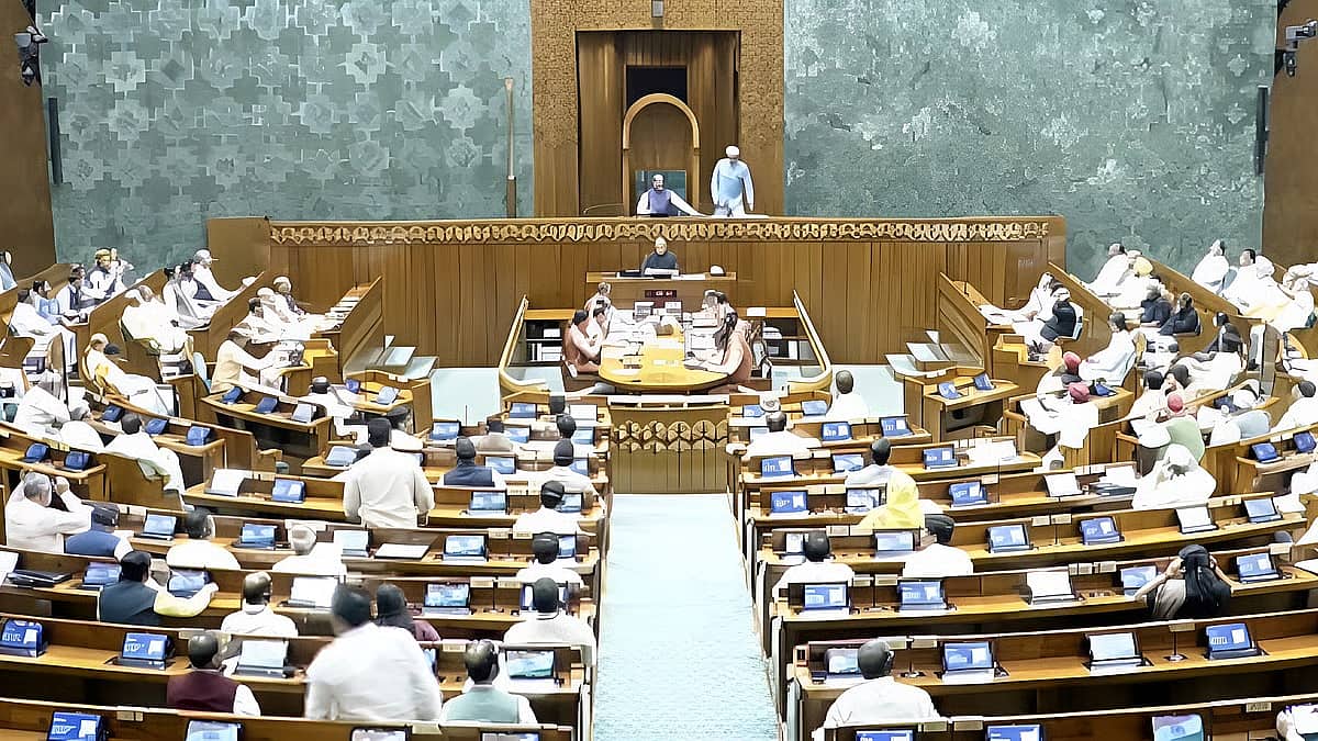 Parliament special session: ಕ್ಷೇತ್ರ ಪುನರ್ವಿಂಗಡಣೆ, ಮಹಿಳಾ ಮೀಸಲಾತಿ ಮಸೂದೆ ಮಂಡನೆ; ವಿರೋಧ ಪಕ್ಷಗಳ ತೀವ್ರ ವಿರೋಧ