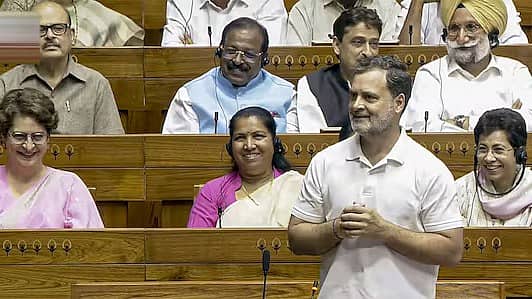 ನಾನು 20 ವರ್ಷದಲ್ಲಿ ಮಾಡಲಾಗದ್ದನ್ನು ನನ್ನ ತಂಗಿ 5 ನಿಮಿಷದಲ್ಲಿ ಮಾಡಿ ತೋರಿದಳು; ನಮ್ ಇಬ್ರಿಗೂ ಹೆಂಡ್ತಿ ಸಮಸ್ಯೆ ಇಲ್ಲ: ನಗೆಗಡಲಲ್ಲಿ ತೇಲಿಸಿದ Rahul gandhi