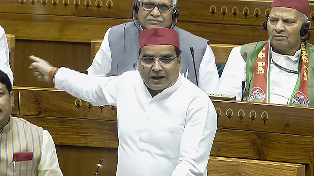 ಮುಸ್ಲಿಂ ಮಹಿಳೆಯರಿಗೆ ಪ್ರತ್ಯೇಕ ಮೀಸಲಾತಿಗಾಗಿ ಸಂಸತ್ತಿನಲ್ಲಿ ಖಾಸಗಿ ಮಸೂದೆ ಮಂಡಿಸಲಿದೆ ಎಸ್ಪಿ!