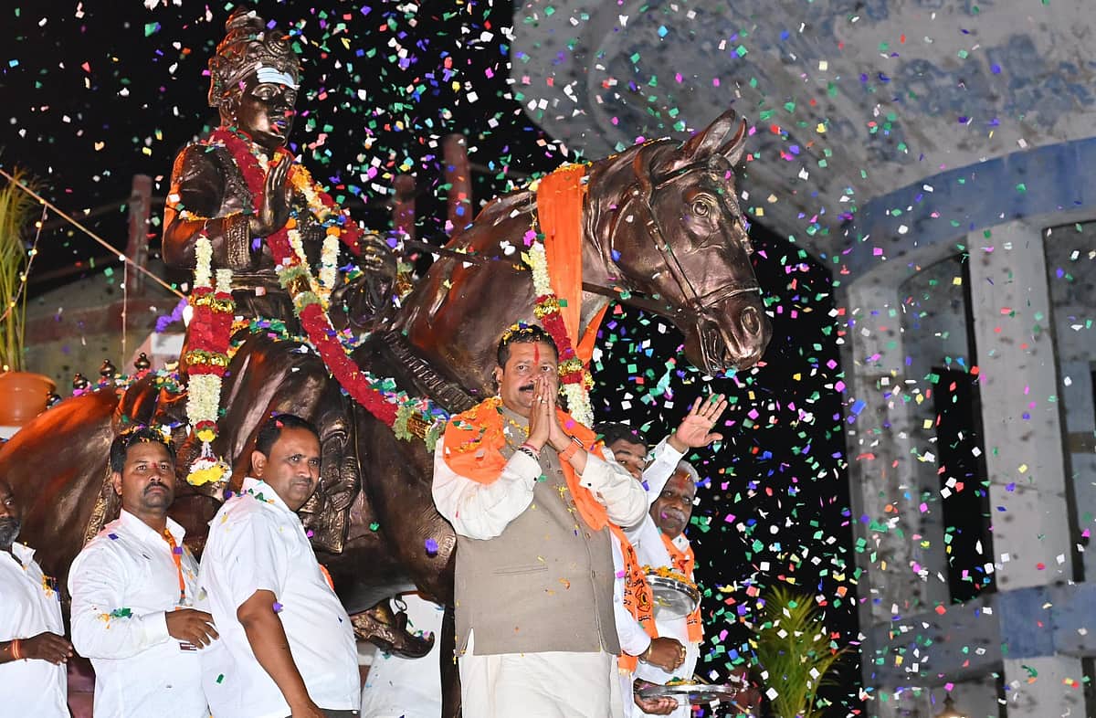 ಮುಂದಿನ ತಿಂಗಳು ಒಳ್ಳೆಯ ಮುಹೂರ್ತ ನೋಡಿ ಹೊಸ ರಾಜಕೀಯ ಪಕ್ಷ ಆರಂಭ: ಬಸನಗೌಡ ಪಾಟೀಲ್ ಯತ್ನಾಳ್