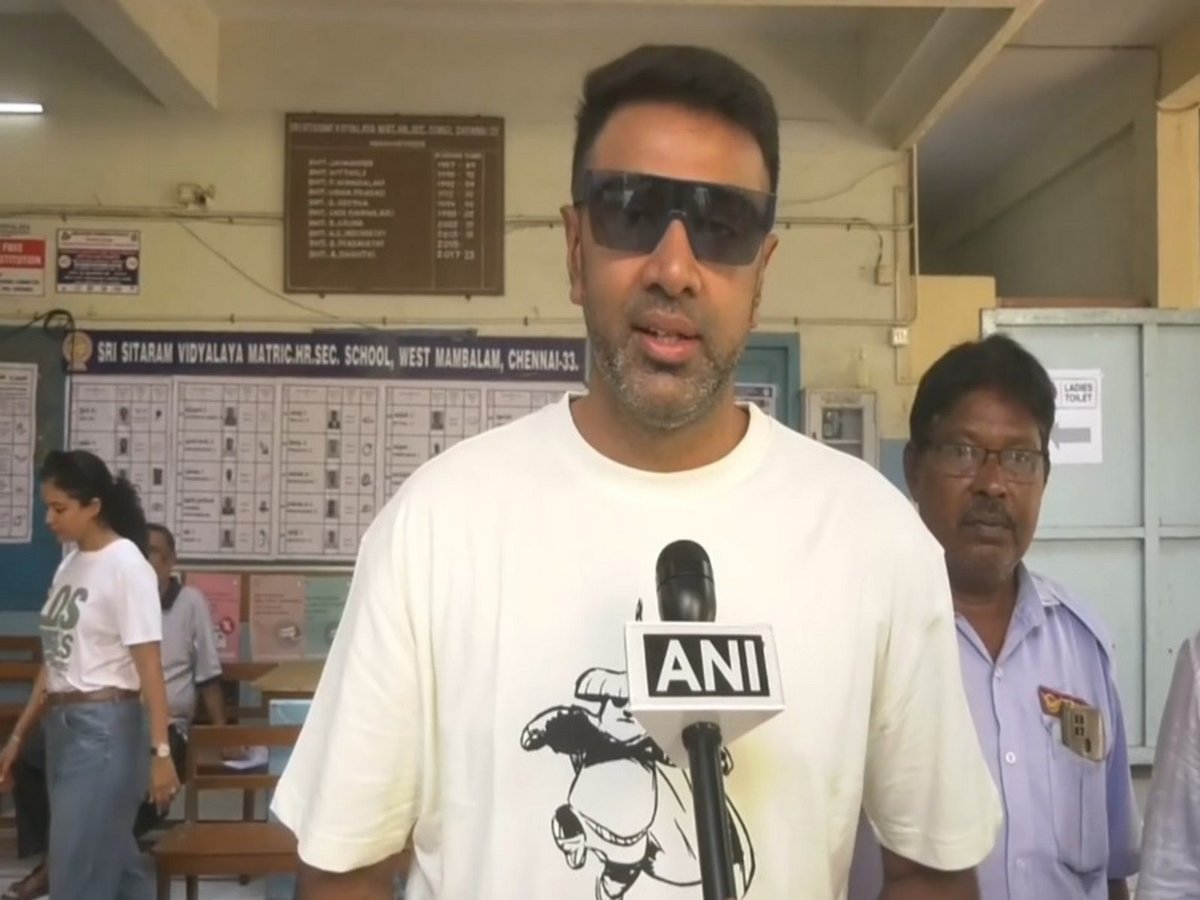 'ನಮ್ಮ ಕುಟುಂಬಗಳಲ್ಲೂ ಮಕ್ಕಳಿದ್ದಾರೆ': ಶ್ರೀಲಂಕಾ ಎ ಆಟಗಾರರೊಂದಿಗಿನ ಜಗಳಕ್ಕೆ ವೈಭವ್ ಸೂರ್ಯವಂಶಿ ಪರ ನಿಂತ ಆರ್. ಅಶ್ವಿನ್!