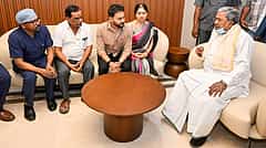 ಸುಧಾಕರ್ ಸ್ಥಿತಿ ಗಂಭೀರ: 'ಪ್ರಜ್ಞೆ ಇಲ್ಲ ಅಂದ್ರೆ ಕಸಿ ಮಾಡಲ್ಲ'; ಆಸ್ಪತ್ರೆಗೆ ಸಿಎಂ ಸಿದ್ದರಾಮಯ್ಯ ಭೇಟಿ, ಹೇಳಿದ್ದೇನು? Video