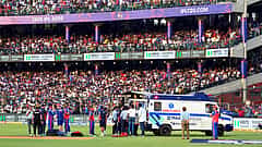 IPL 2026, DC vs PBKS: ಕ್ಯಾಚ್ ಹಿಡಿಯುವ ವೇಳೆ Lungi Ngidi ಗೆ ಗಂಭೀರ ಗಾಯ; ಮೈದಾನಕ್ಕೇ ಆಗಮಿಸಿದ ಆ್ಯಂಬುಲೆನ್ಸ್!