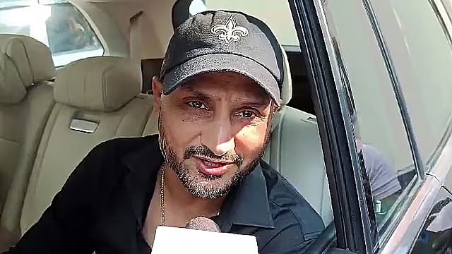 ಹರ್ಭಜನ್ ಸಿಂಗ್ಗೆ ಸಂಕಷ್ಟ: ಭದ್ರತೆ ಹಿಂಪಡೆದ ಪಂಜಾಬ್ ಸರ್ಕಾರ; ಕೇಂದ್ರದಿಂದ CRPF ಭದ್ರತೆ ನಿಯೋಜನೆ!
