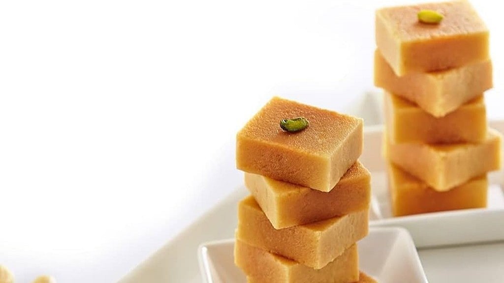 ಗೋಡಂಬಿ ಮೈಸೂರು ಪಾಕ್ | Kaju Mysore Pak Recipe in Kannada