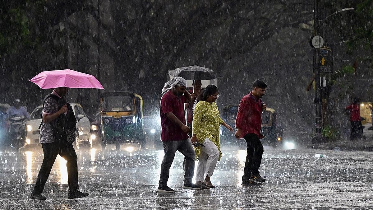 ಬೆಂಗಳೂರಿಗೆ ಕೊನೆಗೂ ತಂಪರೆದ ಮಳೆರಾಯ, ಮೇ 2ರವರೆಗೆ ಮಳೆ ಸಾಧ್ಯತೆ: ಹವಾಮಾನ ಇಲಾಖೆ