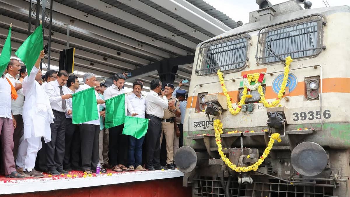 ರಾಮನಗರ ಜನರಿಗೆ ಗುಡ್ ನ್ಯೂಸ್: ಇನ್ಮುಂದೆ ಒಡೆಯರ್ ಎಕ್ಸ್ ಪ್ರೆಸ್ ರೈಲು ನಿಲುಗಡೆ!