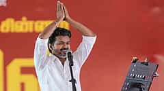 TamilNadu: ರಾಜಕೀಯದ ಮೊದಲ ಪಂದ್ಯದಲ್ಲೇ ನಟ ವಿಜಯ್ ಶತಕ; ಮ್ಯಾಜಿಕ್ ನಂಬರ್ ಗೆ ಬೇಕು 10 ಶಾಸಕರ ಬೆಂಬಲ; TVKಗೆ ಮೊದಲ ಪರೀಕ್ಷೆ!