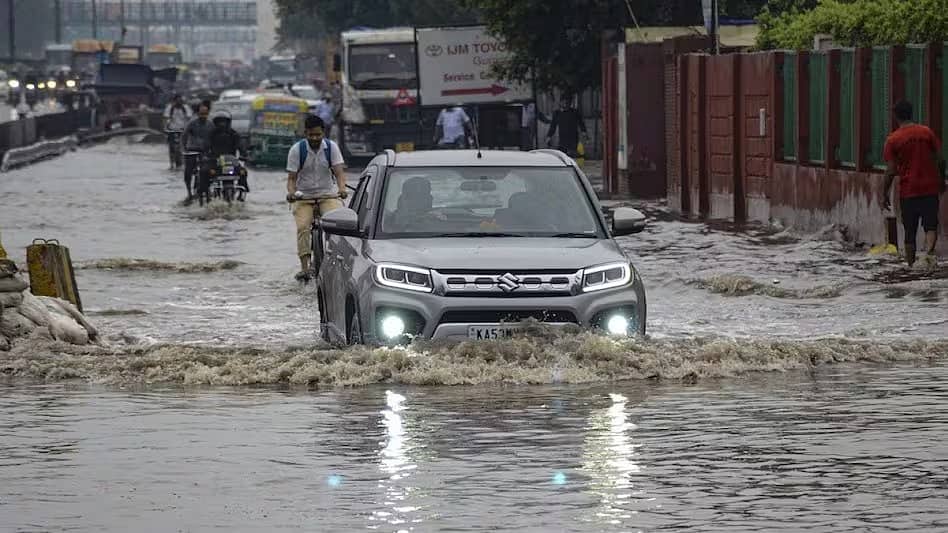 Heavy Rain: ರಾಜ್ಯದಲ್ಲಿ ಮುಂದಿನ ಮೂರು ದಿನ ಗುಡುಗು ಸಹಿತ ಭಾರಿ ಮಳೆ; ಹವಾಮಾನ ಇಲಾಖೆ ಮುನ್ಸೂಚನೆ!