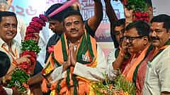 ಸಂಸ್ಥಾಪಕ ಪಿತೃಗಳ ಕನಸುಗಳ ಸಾಕಾರ, ಸೋನಾರ್ ಬಾಂಗ್ಲಾ ಯುಗ ಅಧಿಕೃತ ಆರಂಭ: ಸಿಎಂ ಸುವೇಂದು ಅಧಿಕಾರಿ ಮೊದಲ ಮಾತು