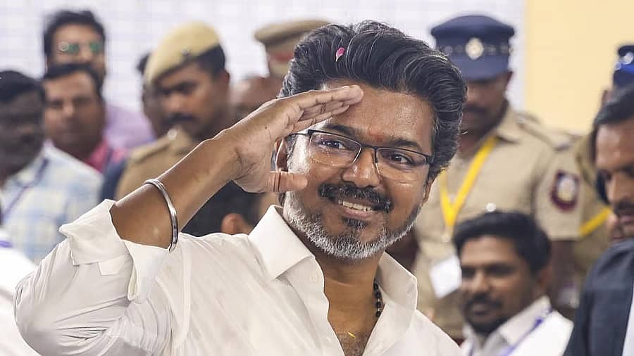 Joseph Vijay: ಸಿನಿಮಾ ಸೂಪರ್ ಸ್ಟಾರ್ ನಿಂದ ತಮಿಳುನಾಡು ಮುಖ್ಯಮಂತ್ರಿಯವರೆಗೆ ದಳಪತಿ ವಿಜಯ್ ನಡೆದುಬಂದ ಹಾದಿ..