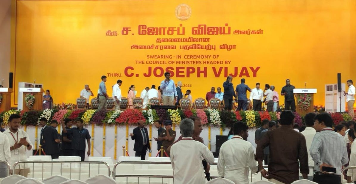 Tamil Nadu swearing-in ceremony: ವಿಜಯ ಜೊತೆ 9 ಸಚಿವರು ಪ್ರಮಾಣ ವಚನ; ಚೆನ್ನೈಯಲ್ಲಿ ಕಾರ್ಯಕ್ರಮಕ್ಕೆ ಭಾರೀ ಭದ್ರತೆ; Video