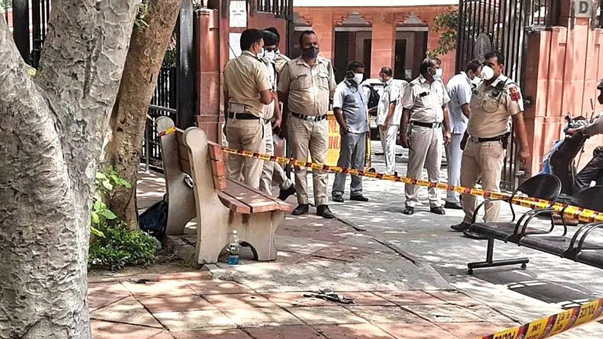 ಮಧ್ಯಪ್ರದೇಶ: ಅನ್ಯ ಸಮುದಾಯದ ಮಹಿಳೆಯೊಂದಿಗೆ ಹೋಟೆಲ್ನಲ್ಲಿ ವ್ಯಕ್ತಿ ಪತ್ತೆ; ಹಲ್ಲೆ, ಮೆರವಣಿಗೆ