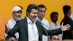ನೀಟ್ ಸಂಪೂರ್ಣ ರದ್ದುಗೊಳಿಸಿ; ರಾಹುಲ್ ಗಾಂಧಿ 'ಬಂಧನ' ಖಂಡನೀಯ: ತಮಿಳುನಾಡು ಸಿಎಂ ವಿಜಯ್