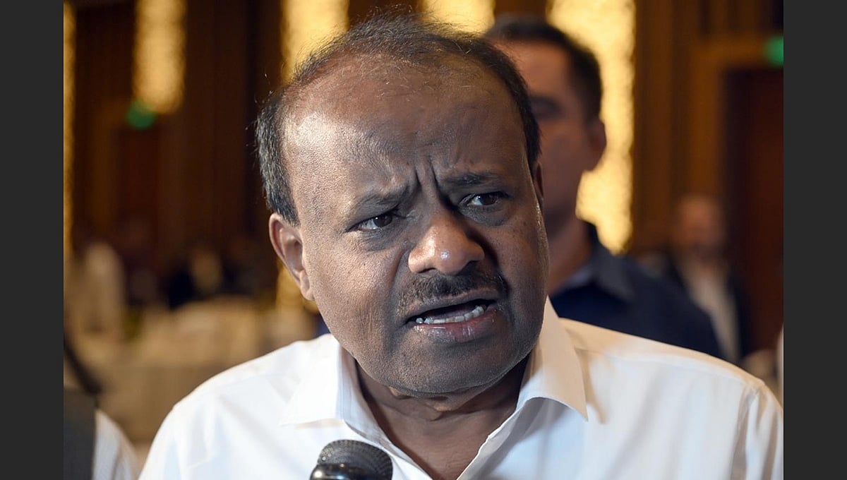 'ಅಂದು ನೀವೇ CM ಆಗಿ ಅಂದ್ರೂ ಆಗಲಿಲ್ಲವಲ್ಲ': ಪರಮೇಶ್ವರಗೆ ಕುಮಾರಸ್ವಾಮಿ ಟಾಂಗ್