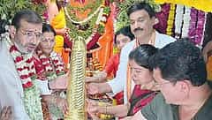 ದೇವರಿಗೇ ಮೋಸ: ಹೈದರಾಬಾದ್ ಉದ್ಯಮಿ ಅಂಜನಾದ್ರಿಗೆ ಕೊಟ್ಟಿದ್ದು 1 ಕೆಜಿ ಚಿನ್ನ ಅಲ್ಲ, ಕೇವಲ 250 ಗ್ರಾಂ! ತನಿಖೆಗೆ ಆದೇಶ