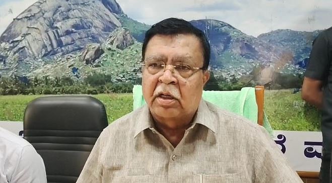 'ಮೋದಿಯವರು ಆಕಾಶದಿಂದ ಇಳಿದು ಭೂಮಿಯ ಮೇಲಿದ್ದು ಹೇಳಿಕೆ ನೀಡಲಿ; ತಮಿಳುನಾಡು ಸಿಎಂ ವಿಜಯ್ ಗೆ ಆಡಳಿತ ಅನುಭವ ಕೊರತೆಯಿದೆ': KN ರಾಜಣ್ಣ; Video
