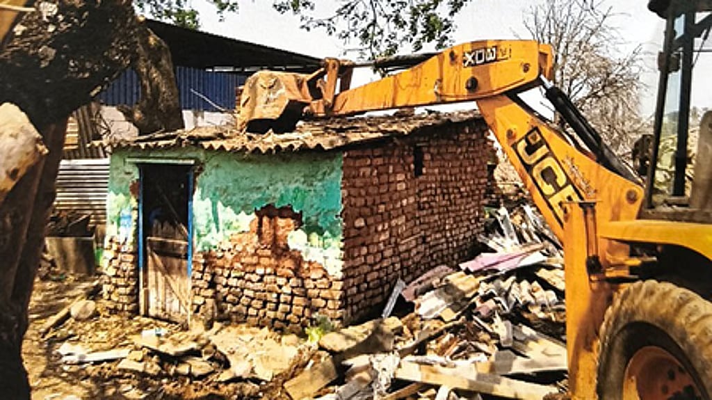 ದಾವಣಗೆರೆ: ಉಪ ಲೋಕಾಯುಕ್ತ ಕ್ರಮ; ಜಗಳೂರು ಕೆರೆಯ 229 ಒತ್ತುವರಿ ತೆರವು!