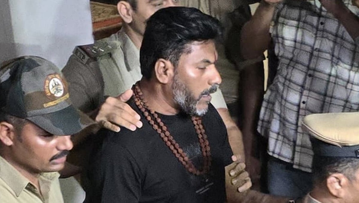 Video: ರಾಜ್ಯವನ್ನೇ ಬೆಚ್ಚಿಬೀಳಿಸಿದ 4500 ಕೋಟಿ ರೂ ವಂಚನೆ; ಶಿವಾನಂದ ನೀಲಣ್ಣನವರ್ ಬಂಧನ, ಆಸ್ತಿ ಜಪ್ತಿ ಶುರು