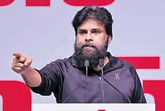 ವಿಜಯ್ ಸಿಎಂ ಆದ ಮೇಲೆ ನನ್ನ ಮೇಲೆ ಜನ ಒತ್ತಡ ಹಾಕುತ್ತಿದ್ದಾರೆ, ಆದರೆ ಇಲ್ಲಿ ಪರಿಸ್ಥಿತಿ ಭಿನ್ನ: ಪವನ್ ಕಲ್ಯಾಣ್; Video