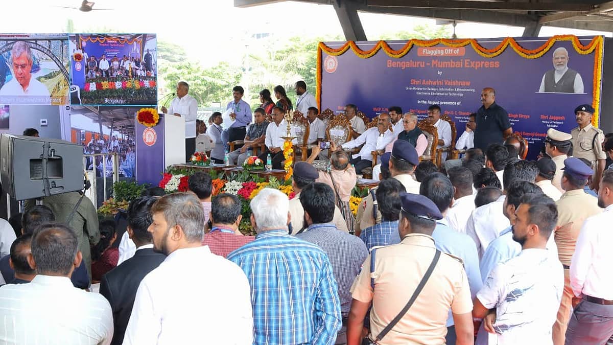 ಬೆಂಗಳೂರು-ಮುಂಬೈ ಹೊಸ ಎಕ್ಸ್ ಪ್ರೆಸ್ ರೈಲಿಗೆ ಚಾಲನೆ: ಶೀಘ್ರದಲ್ಲೇ ವಂದೇ ಭಾರತ್ ರೈಲು ಸೇವೆ ಆರಂಭ- ಅಶ್ವಿನಿ ವೈಷ್ಣವ್