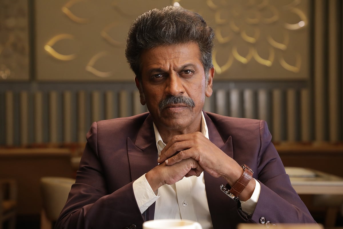 'ಬೇಲ್' ಫಸ್ಟ್ ಲುಕ್ ರಿಲೀಸ್ : ಸಾಲ್ಟ್ ಅಂಡ್ ಪೆಪ್ಪರ್ ಲುಕ್ ಶಿವಣ್ಣ; ವರಮಹಾಲಕ್ಷ್ಮಿ ಹಬ್ಬಕ್ಕೆ ಸಿನಿಮಾ ರಿಲೀಸ್! Video