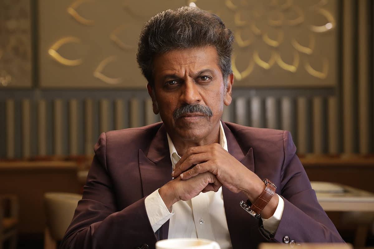 'ಬೇಲ್' ಫಸ್ಟ್ ಲುಕ್ ರಿಲೀಸ್ : ಸಾಲ್ಟ್ ಅಂಡ್ ಪೆಪ್ಪರ್ ಲುಕ್ ಶಿವಣ್ಣ; ವರಮಹಾಲಕ್ಷ್ಮಿ ಹಬ್ಬಕ್ಕೆ ಸಿನಿಮಾ ರಿಲೀಸ್! Video