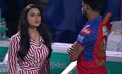 IPL 2026: ಸತತ 6 ಪಂದ್ಯಗಳಲ್ಲಿ ಪಂಜಾಬ್ ಕಿಂಗ್ಸ್ ಸೋಲು; ಶ್ರೇಯಸ್ ಅಯ್ಯರ್ ಜೊತೆ ಪ್ರೀತಿ ಜಿಂಟಾ ಗಂಭೀರ ಮಾತುಕತೆ
