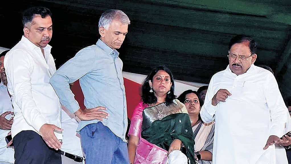 ರಾಜ್ಯ ಸರ್ಕಾರಕ್ಕೆ ಮೂರು ವರ್ಷ ತುಂಬಿದ ಹಿನ್ನೆಲೆಯಲ್ಲಿ ಸಾಧನ ಸಮಾವೇಶ: ಗಿನ್ನೆಸ್ ದಾಖಲೆಗೆ ತುಮಕೂರು ಸಜ್ಜು! Video