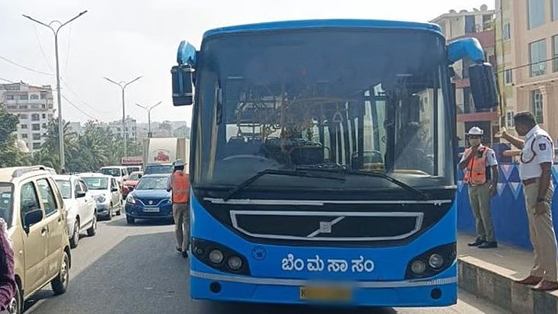 BMTC ಬಸ್ಗಳಲ್ಲಿ UPI ತಾಂತ್ರಿಕ ದೋಷ; ಹಣ ಕಡಿತವಾದರೂ ಸಿಗದ Ticket; ಪ್ರಯಾಣಿಕರು ಕಂಗಾಲು!