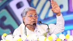'ಪೆಟ್ರೋಲ್-ಡೀಸೆಲ್ ಬೆಲೆ ಏರಿಸಿದರೆ ನೀವು ಮೋದಿಯವರನ್ನು ಪ್ರಶ್ನೆ ಮಾಡೋದಿಲ್ಲ, ನಮ್ಮನ್ನು ಕೇಳ್ತೀರಾ': ಸಿಎಂ ಸಿದ್ದರಾಮಯ್ಯ; Video