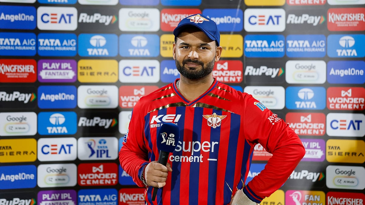 'ಅಷ್ಟೊಂದು ಆತುರವೇಕೆ, ಉಸಿರಾಡಲು ಅವಕಾಶ ನೀಡಿ': ಕೆಟ್ಟ ಪದ ಬಳಸಿದ್ದ ರಿಷಭ್ ಪಂತ್ ಬೆಂಬಲಕ್ಕೆ ನಿಂತ ಸುನೀಲ್ ಗವಾಸ್ಕರ್