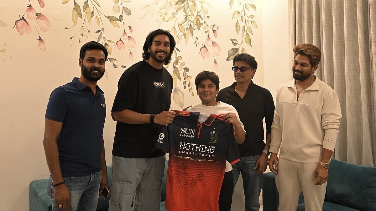 ನಟ ಅಲ್ಲು ಅರ್ಜುನ್ ಪುತ್ರ ಅಯಾನ್'ಗೆ ಸರ್ಪ್ರೈಸ್ ಗಿಫ್ಟ್; ವೆಂಕಟೇಶ್ ಅಯ್ಯರ್ ನಡೆಗೆ ಫ್ಯಾನ್ಸ್ ಫಿದಾ