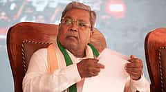 ಹೈಕಮಾಂಡ್ ಸೂಚನೆಯಂತೆ ಸಿಎಂ ಸ್ಥಾನಕ್ಕೆ ರಾಜೀನಾಮೆ ನೀಡುತ್ತಿದ್ದೇನೆ: ಸಿದ್ದರಾಮಯ್ಯ ಘೋಷಣೆ; ಇಂದು ರಾತ್ರಿ ದೆಹಲಿಗೆ ಪಯಣ