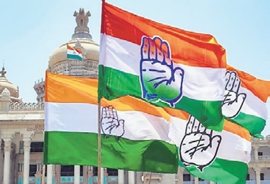 ಒಳಗೆ ಭಗಭಗ, ಹೊರಗೆ ಝಗಝಗ: ಒಗ್ಗಟ್ಟಿನ ಮಂತ್ರ ಜಪಿಸುತ್ತಿರುವ ಕಾಂಗ್ರೆಸ್ ನಾಯಕರು...