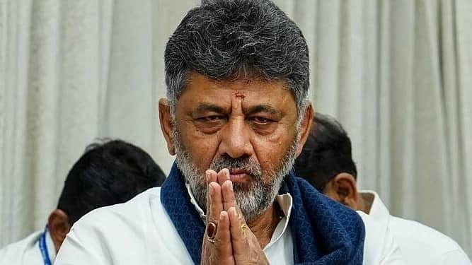 ಸಮಗ್ರತೆ, ಸಮರ್ಪಣೆ ಉದ್ದೇಶದೊಂದಿಗೆ ಕರ್ನಾಟಕ ಜನತೆಗೆ ಸೇವೆ ಸಲ್ಲಿಸಲು ಬದ್ಧ: ಡಿ.ಕೆ ಶಿವಕುಮಾರ್