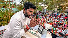 'ಭವಿಷ್ಯ ಕಾಣುತ್ತಿಲ್ಲ'; ಬಿಜೆಪಿ ನಾಯಕತ್ವ ಭೇಟಿ ಮಾಡಿದ Annamalai; ಸ್ವತಂತ್ರ ರಾಜಕೀಯ ಪಯಣದ ಸುಳಿವು!