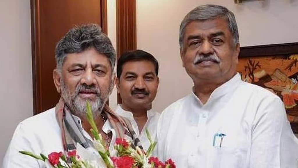 ಸಂಪುಟ ವಿಸ್ತರಣೆ ಸರ್ಕಸ್: ಅಂತಿಮವಾಗದ ಸಚಿವರ ಪಟ್ಟಿ; ಮಾತುಕತೆ ಮುಂದೂಡಿಕೆ ಎಂದ ಹರಿಪ್ರಸಾದ್