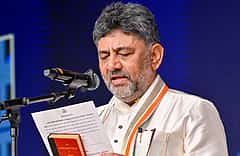2028ರ ಚುನಾವಣೆಗೆ ಕಾಂಗ್ರೆಸ್ ಸಜ್ಜುಗೊಳಿಸುವ ಹೊಣೆ: ಹಲವು ಸವಾಲು, ಕಠಿಣ ಪರೀಕ್ಷೆ ನಡುವೆ ಅಧಿಕಾರಕ್ಕೆ ಏರಿದ ಡಿ.ಕೆ ಶಿವಕುಮಾರ್; Video