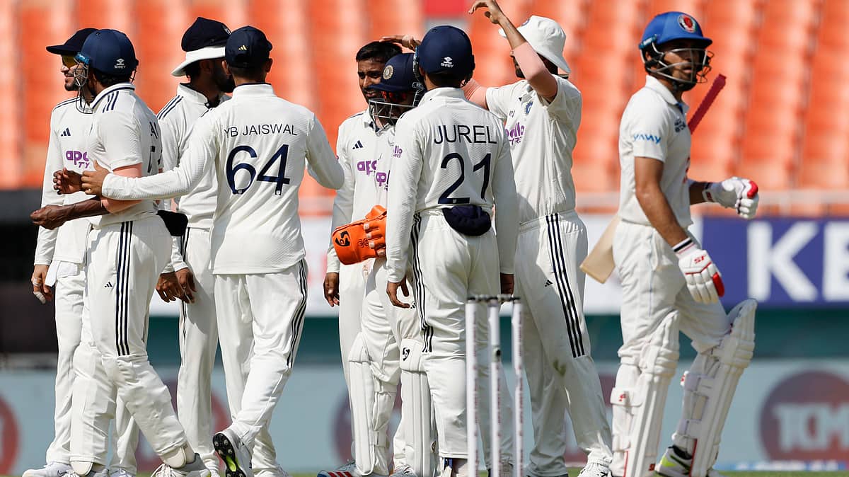 India vs Afghanistan, Day 2: ಭಾರತ ಮೊದಲ ಇನ್ನಿಂಗ್ಸ್ 564 ರನ್ ಗೆ ಡಿಕ್ಲೇರ್; ಆಫ್ಘಾನಿಸ್ತಾನ 113/5; ಸಂಕಷ್ಟದಲ್ಲಿ ಶಾಹಿದಿ ಪಡೆ!